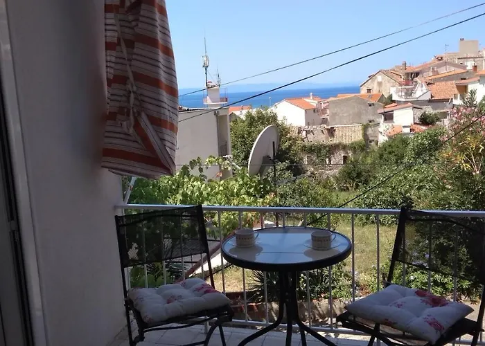 Appartement For 6 In Centar Makarska
