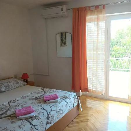 Lägenhet For 6 In Centar Makarska